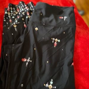 Victoria’s Secret Victoria’s Sport leggings jewels